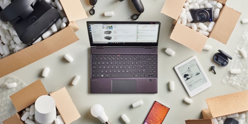 laptop i smart gadżety
